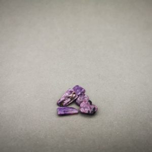 Čaroit - Ročni kamen