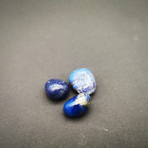 Lapis lazuli - Ročni kamen